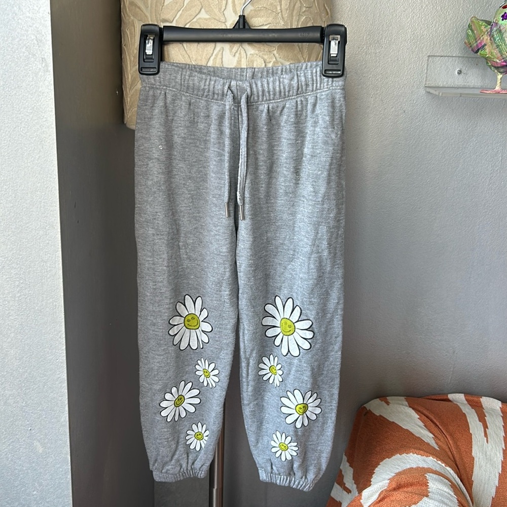 Flowers by Zoe daisy sweat pants